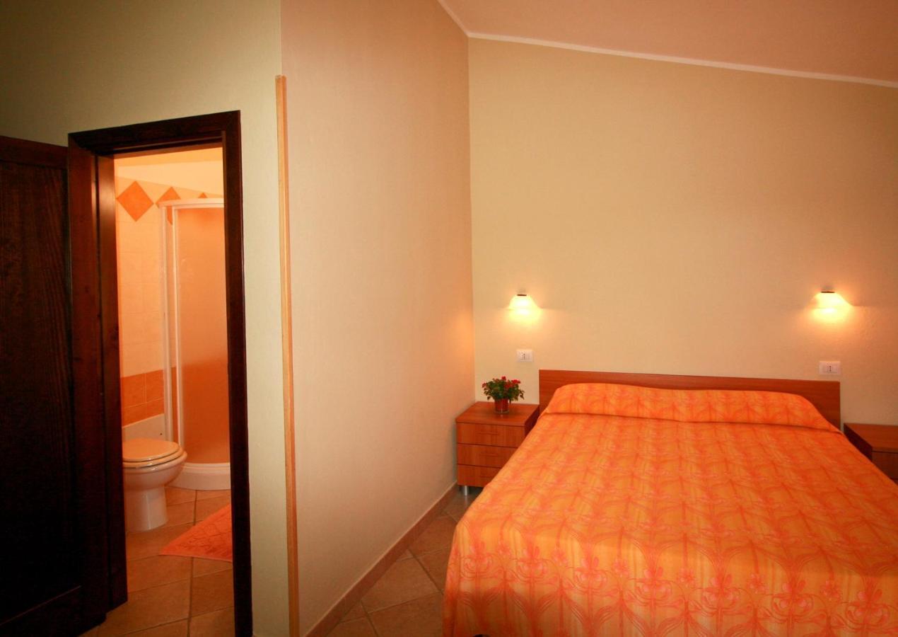 Agriturismo Da Pina ปอร์โต คอนเต ภายนอก รูปภาพ